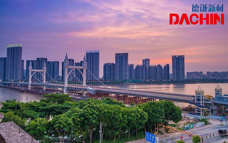 珠海前山大橋使用冷噴鋅和氟碳漆技術(shù)