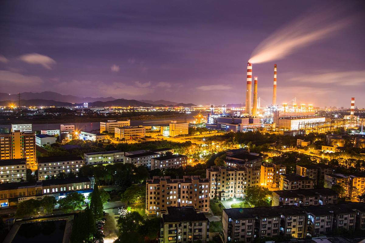 “德謙新材”為寧夏某電廠提供的的第二代聚脲彈性涂料材料完美竣工